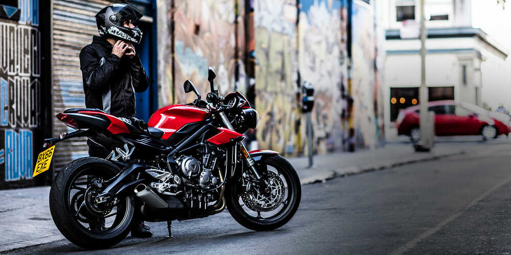 » Triumph Street Triple SA2 5549