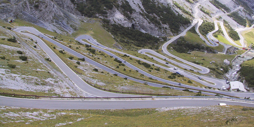 » passo stelvio bochten