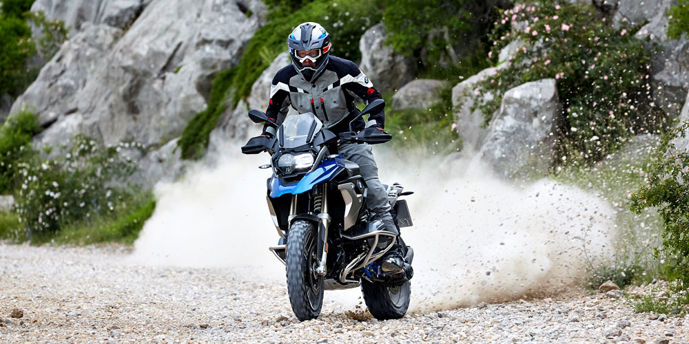 » BMW R1200GS action